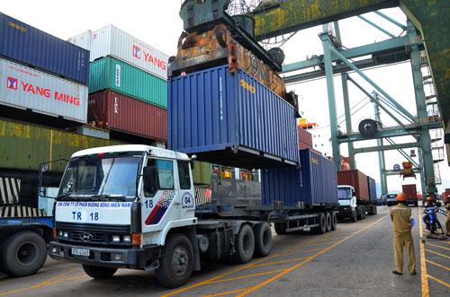 Chi phí logistics chiếm đến 20,1% GDP, trở thành gánh nặng cho doanh nghiệp Ảnh: Tấn Thạnh