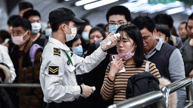 28.266 ca nhiễm virus Corona: Bắc Kinh càng yếu thế trong thương chiến Mỹ-Trung hình ảnh 2 28.266 ca nhiem virus corona: bac kinh cang yeu the trong thuong chien my-trung hinh anh 2